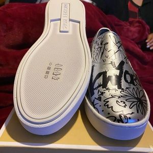NEW* Michael Kors Keaton Slip On (43T8KTFP1M)